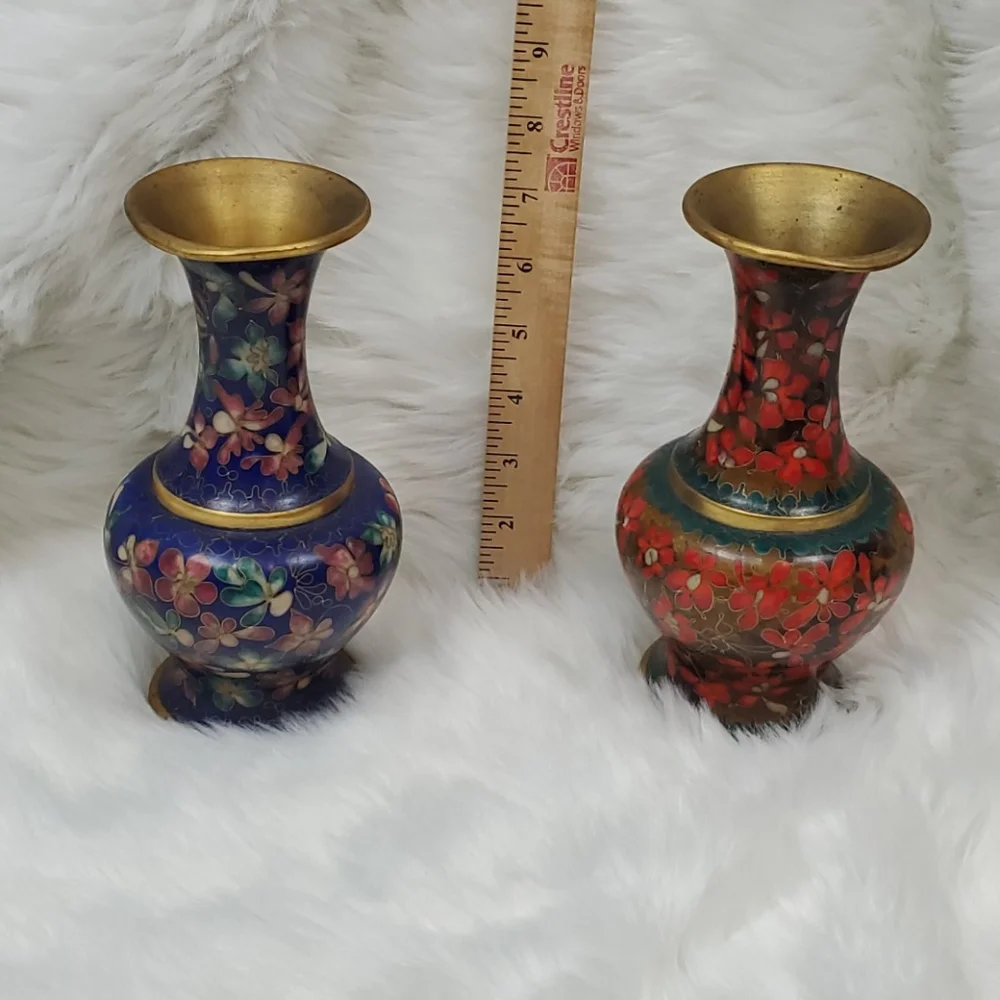 Vintage Cloisonn Vases Set 2 Red Blue Robert Kuo's Chinese metal Enamel Floral